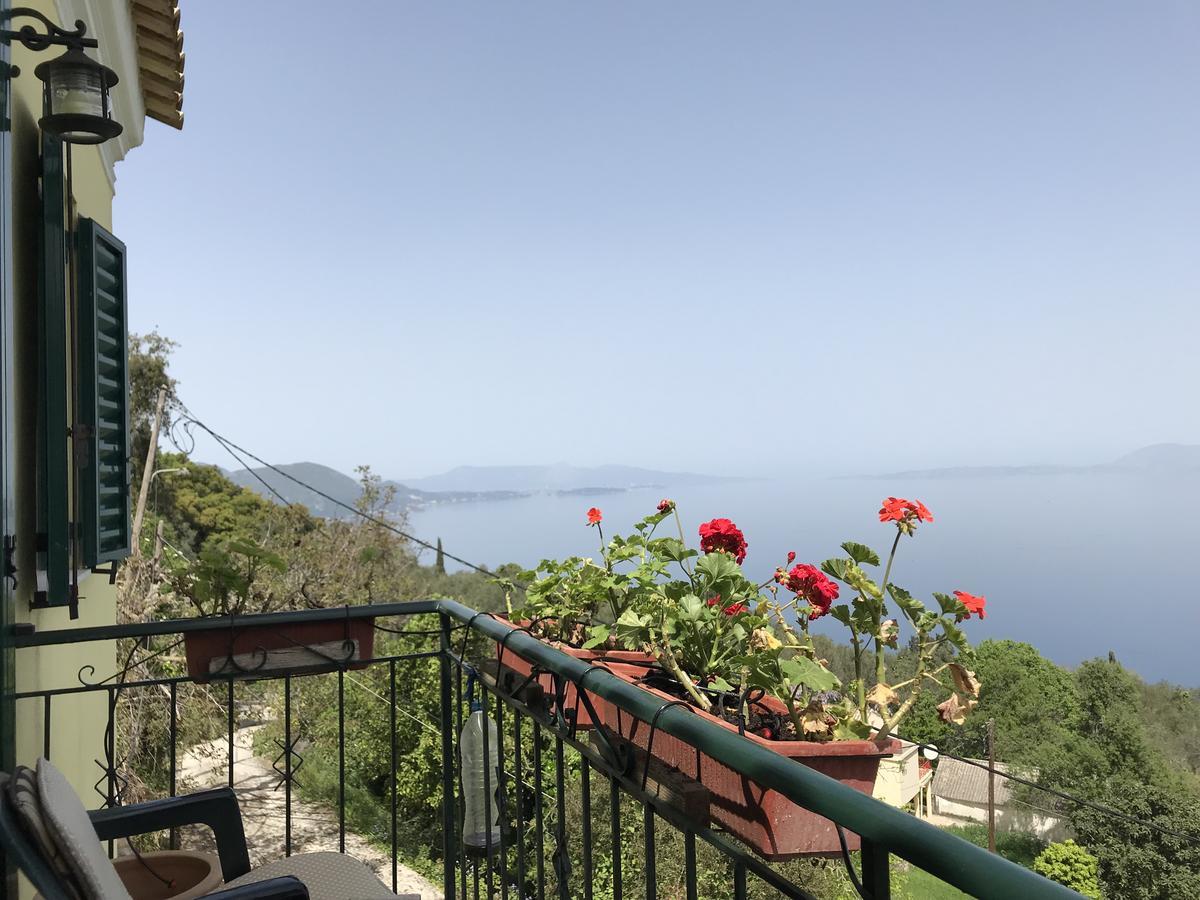 Theea Cottage - Wonderful Sea Views Chlomos Extérieur photo