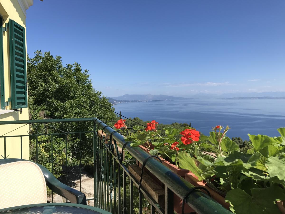 Theea Cottage - Wonderful Sea Views Chlomos Extérieur photo